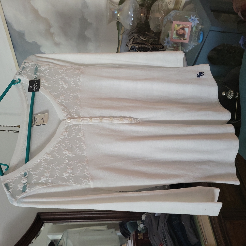 Ladies top